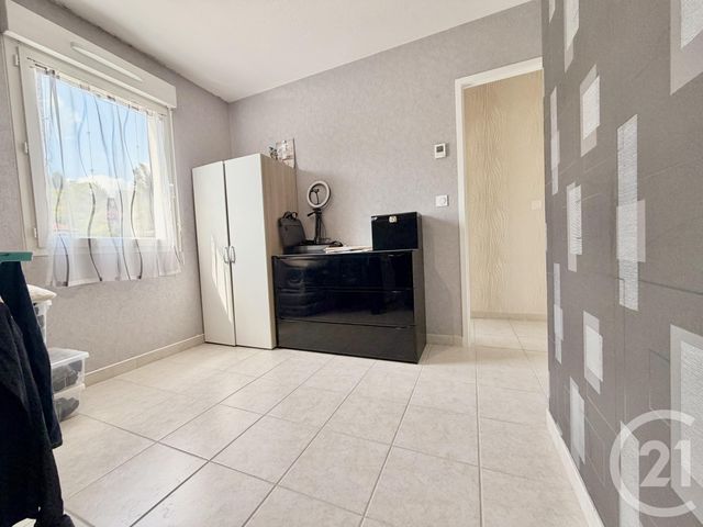 Appartement T3 &agrave; louer - 3 pi&egrave;ces - 63,17 m2 - Belley - 01 - RHONE-ALPES