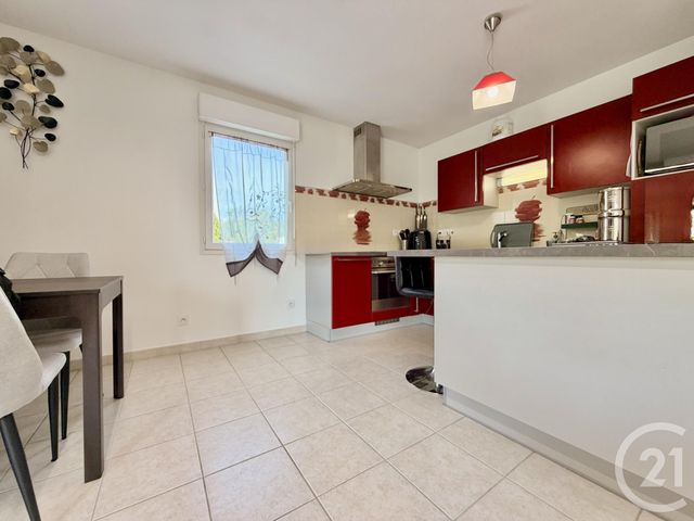 Appartement T3 &agrave; louer - 3 pi&egrave;ces - 63,17 m2 - Belley - 01 - RHONE-ALPES