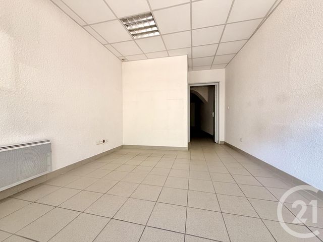 Local commercial à louer - 40.7 m2 - 01 - Ain