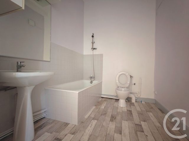 Appartement T3 à vendre - 3 pièces - 96,63 m2 - Belley - 01 - RHONE-ALPES