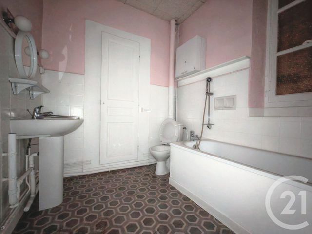 Appartement T3 à vendre - 3 pièces - 93,38 m2 - Belley - 01 - RHONE-ALPES