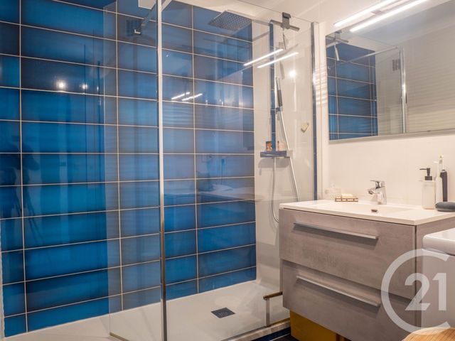 Appartement T3 à vendre - 3 pièces - 65,16 m2 - Les Sables D Olonne - 85 - PAYS-DE-LOIRE