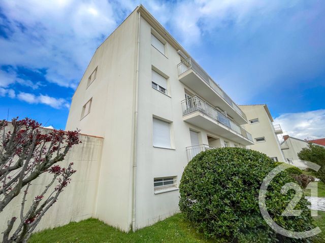 Appartement T3 à vendre - 3 pièces - 65,16 m2 - Les Sables D Olonne - 85 - PAYS-DE-LOIRE