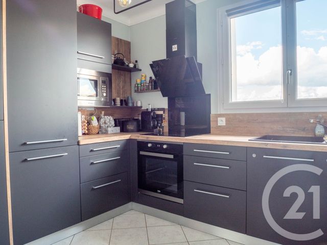 Appartement T3 à vendre - 3 pièces - 65,16 m2 - Les Sables D Olonne - 85 - PAYS-DE-LOIRE