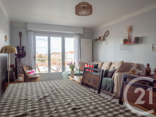 Appartement T3 à vendre - 3 pièces - 65,16 m2 - Les Sables D Olonne - 85 - PAYS-DE-LOIRE
