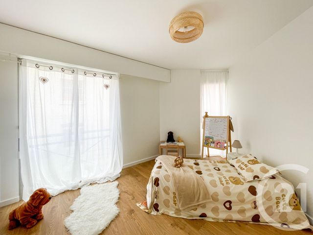 Appartement F5 à vendre - 4 pièces - 86,80 m2 - Les Sables D Olonne - 85 - PAYS-DE-LOIRE