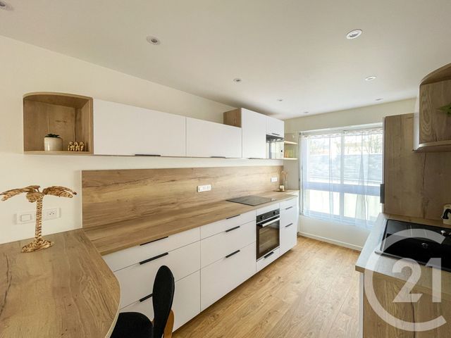 Appartement F4 à vendre - 4 pièces - 86,80 m2 - Les Sables D Olonne - 85 - PAYS-DE-LOIRE