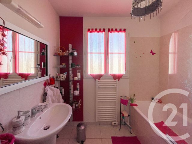 Maison à vendre - 4 pièces - 85 m2 - Olonne Sur Mer - 85 - PAYS-DE-LOIRE