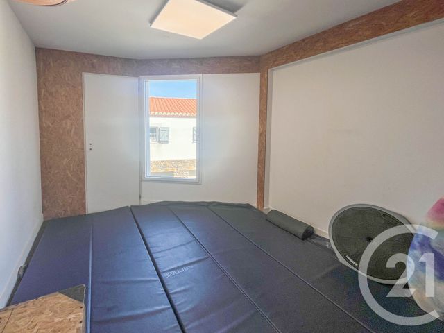 Appartement Local &agrave; vendre - 1 pi&egrave;ce - 131,23 m2 - Les Sables D Olonne - 85 - PAYS-DE-LOIRE