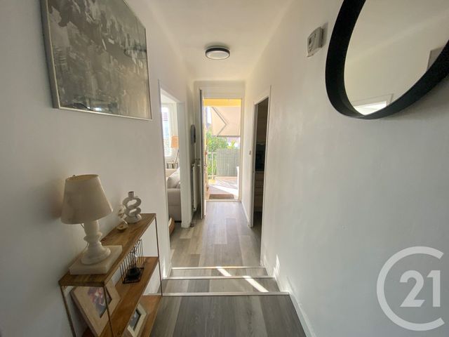 Appartement T3 à vendre - 3 pièces - 52,01 m2 - Chateau D Olonne - 85 - PAYS-DE-LOIRE