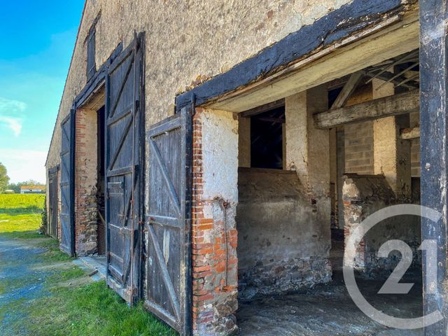 immeuble - VAIRE - 85