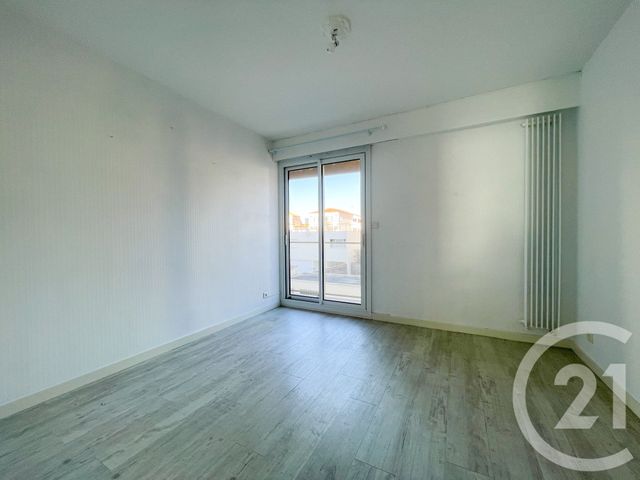 Appartement F5 &agrave; vendre - 5 pi&egrave;ces - 119,78 m2 - Les Sables D Olonne - 85 - PAYS-DE-LOIRE
