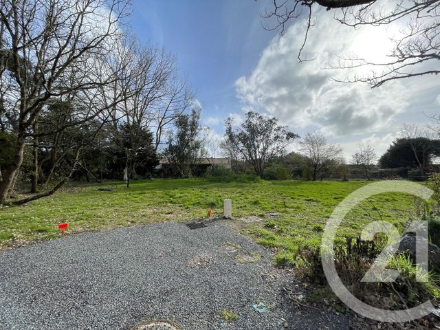 Terrain &agrave; vendre - 732 m2 - Chateau D Olonne - 85 - PAYS-DE-LOIRE