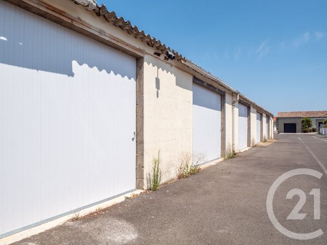 Parking &agrave; vendre - 30 m2 - Chateau D Olonne - 85 - PAYS-DE-LOIRE