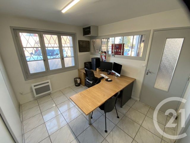 Local commercial à louer - 832.0 m2 - 85 - Vendee