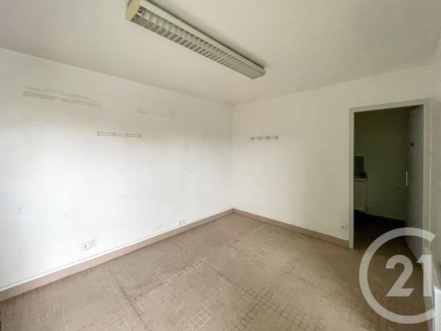 Parking &agrave; louer - 260 m2 - Chateau D Olonne - 85 - PAYS-DE-LOIRE