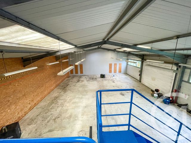 Parking &agrave; louer - 260 m2 - Chateau D Olonne - 85 - PAYS-DE-LOIRE