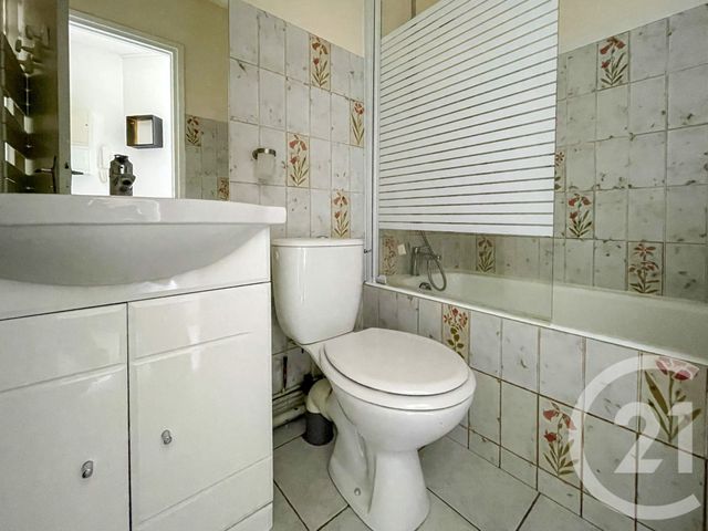 Appartement F1 bis &agrave; vendre - 2 pi&egrave;ces - 29,78 m2 - Les Sables D Olonne - 85 - PAYS-DE-LOIRE