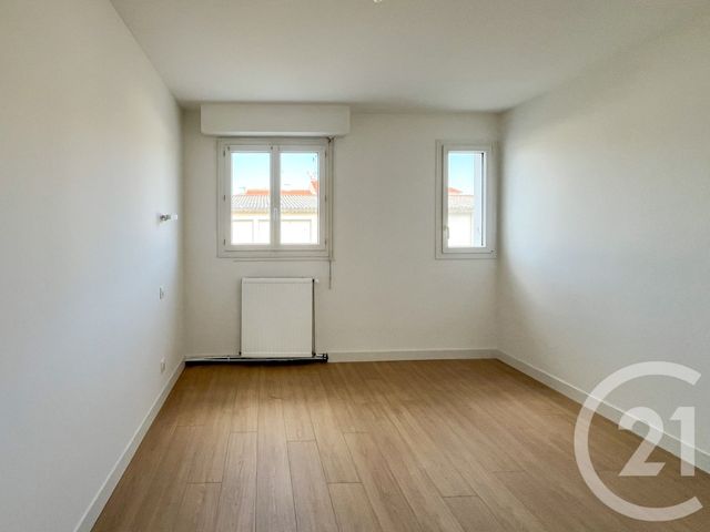 Appartement F4 &agrave; vendre - 4 pi&egrave;ces - 66,76 m2 - Les Sables D Olonne - 85 - PAYS-DE-LOIRE