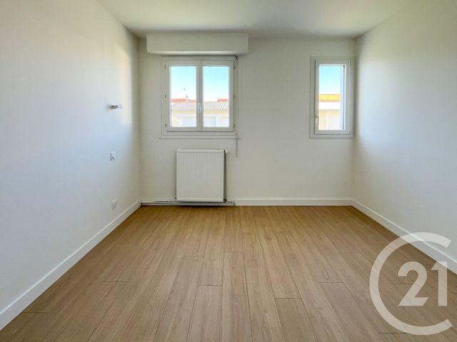 Appartement F4 &agrave; vendre - 4 pi&egrave;ces - 66,76 m2 - Les Sables D Olonne - 85 - PAYS-DE-LOIRE