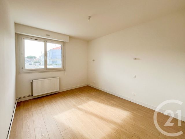 Appartement F4 &agrave; vendre - 4 pi&egrave;ces - 66,76 m2 - Les Sables D Olonne - 85 - PAYS-DE-LOIRE