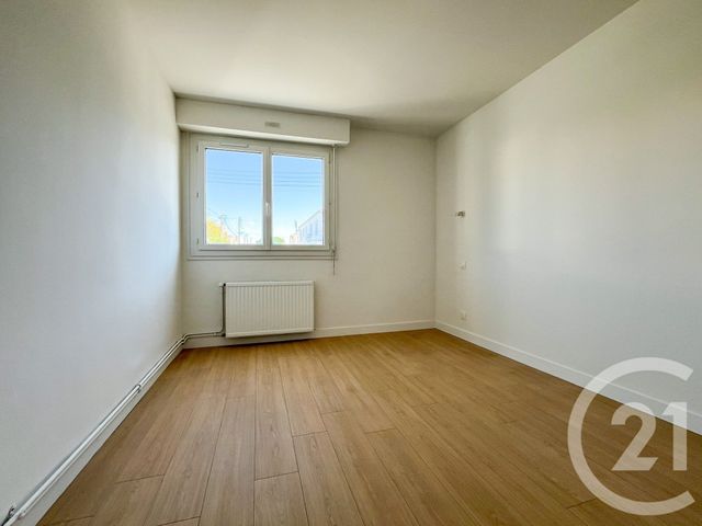 Appartement F4 &agrave; vendre - 4 pi&egrave;ces - 66,76 m2 - Les Sables D Olonne - 85 - PAYS-DE-LOIRE