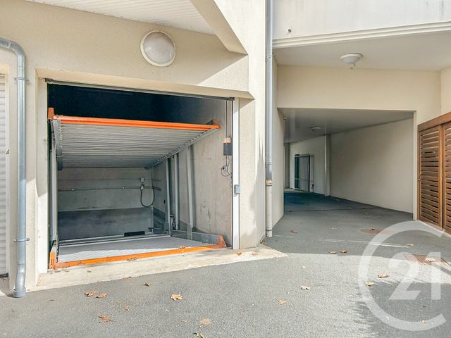 parking - LES SABLES D OLONNE - 85
