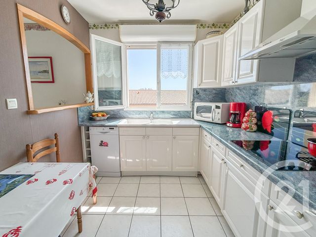Appartement T3 &agrave; vendre - 3 pi&egrave;ces - 69,72 m2 - Chateau D Olonne - 85 - PAYS-DE-LOIRE