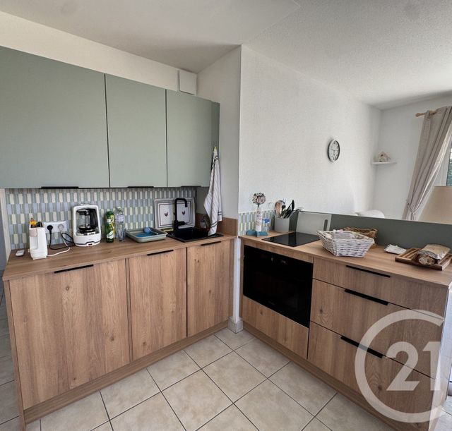 Appartement T3 &agrave; louer - 3 pi&egrave;ces - 45 m2 - Pornic - 44 - PAYS-DE-LOIRE