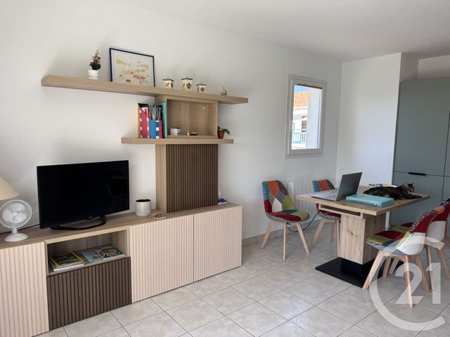 Appartement T3 &agrave; louer - 3 pi&egrave;ces - 45 m2 - Pornic - 44 - PAYS-DE-LOIRE
