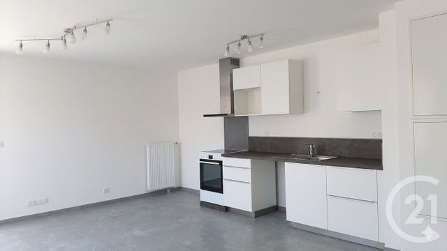 Appartement F3 &agrave; louer - 3 pi&egrave;ces - 66,23 m2 - Pornic - 44 - PAYS-DE-LOIRE
