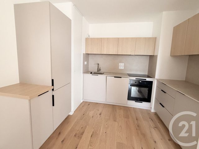 Appartement T3 &agrave; louer - 3 pi&egrave;ces - 60,64 m2 - Pornic - 44 - PAYS-DE-LOIRE