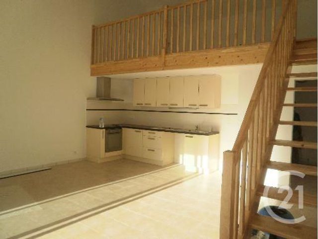 Maison &agrave; louer - 4 pi&egrave;ces - 81,93 m2 - Pornic - 44 - PAYS-DE-LOIRE