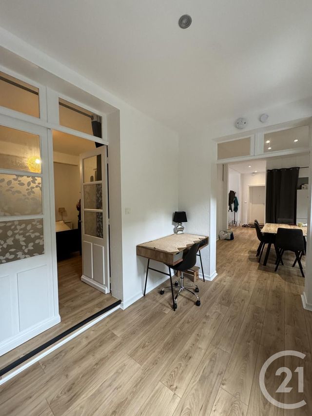 Appartement T3 &agrave; louer - 3 pi&egrave;ces - 82 m2 - Pornic - 44 - PAYS-DE-LOIRE