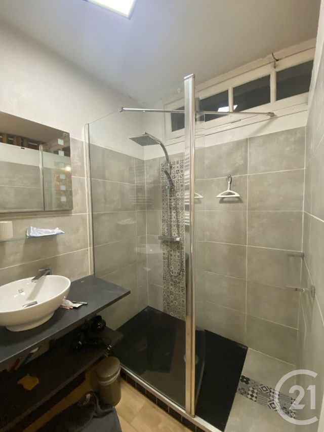 Appartement T3 &agrave; louer - 3 pi&egrave;ces - 82 m2 - Pornic - 44 - PAYS-DE-LOIRE