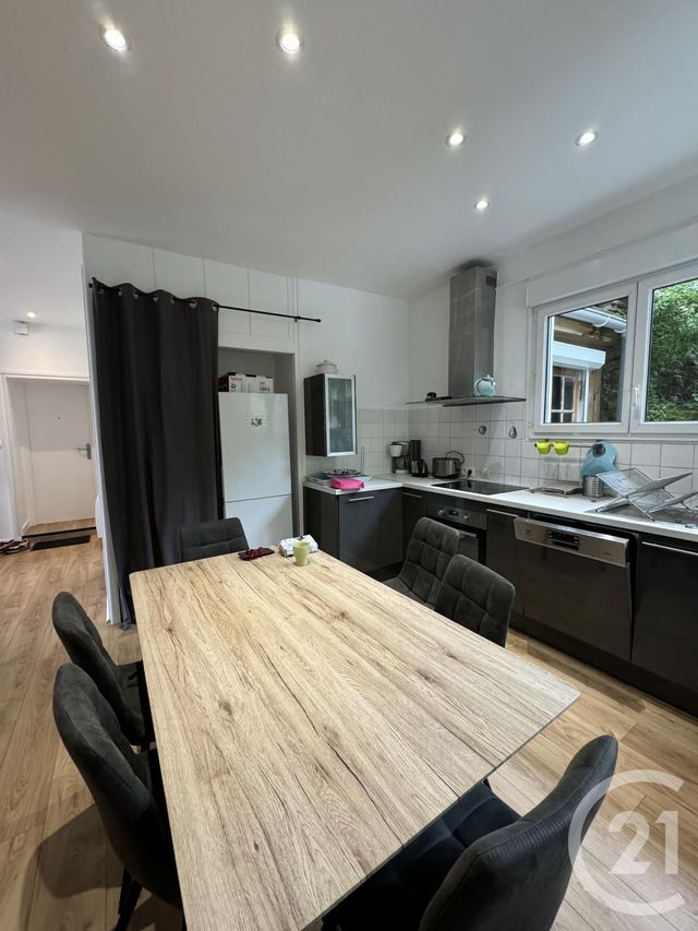Appartement T3 &agrave; louer - 3 pi&egrave;ces - 82 m2 - Pornic - 44 - PAYS-DE-LOIRE