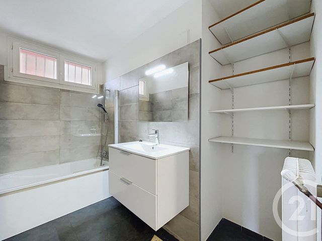 Appartement F4 &agrave; vendre - 4 pi&egrave;ces - 90,68 m2 - Frontignan - 34 - LANGUEDOC-ROUSSILLON