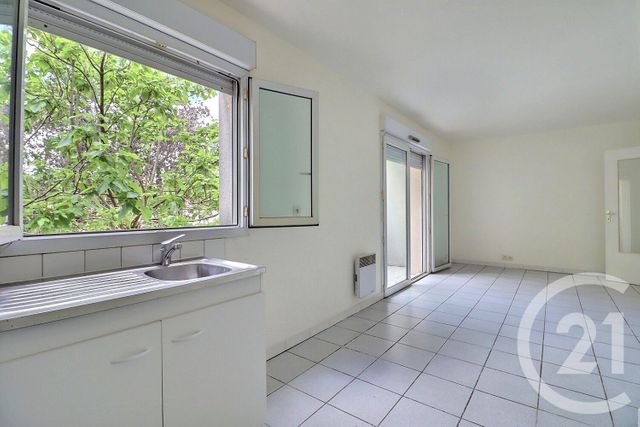Appartement Studio &agrave; vendre - 1 pi&egrave;ce - 25,81 m2 - Tremblay En France - 93 - ILE-DE-FRANCE