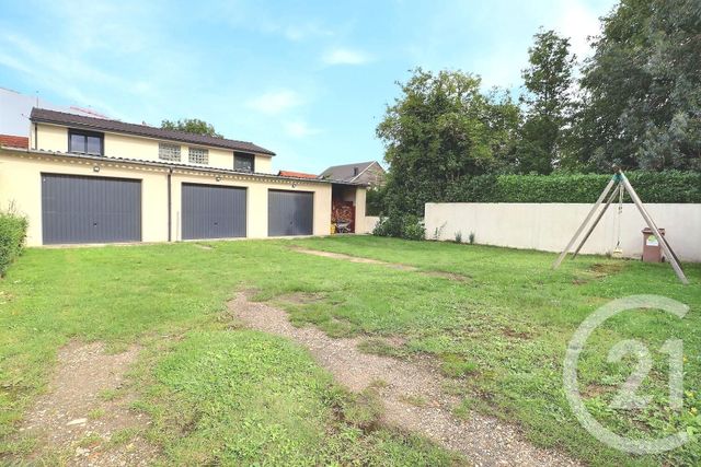 Maison à vendre - 7 pièces - 243 m2 - Villeparisis - 77 - ILE-DE-FRANCE