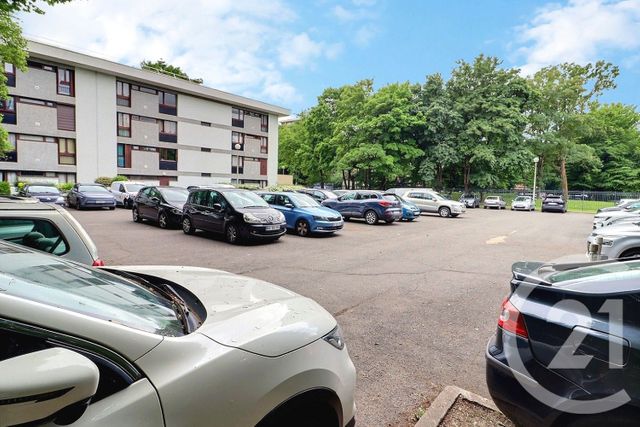 Appartement F5 à vendre - 5 pièces - 90,36 m2 - Tremblay En France - 93 - ILE-DE-FRANCE