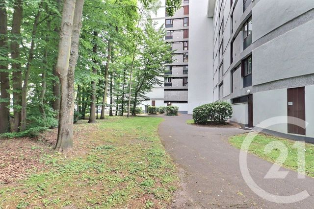Appartement F5 à vendre - 5 pièces - 90,36 m2 - Tremblay En France - 93 - ILE-DE-FRANCE