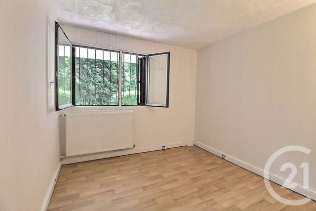 Appartement F5 à vendre - 5 pièces - 90,36 m2 - Tremblay En France - 93 - ILE-DE-FRANCE