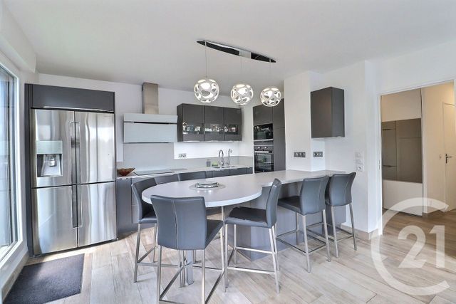 Appartement F4 à vendre - 5 pièces - 91,50 m2 - Villepinte - 93 - ILE-DE-FRANCE