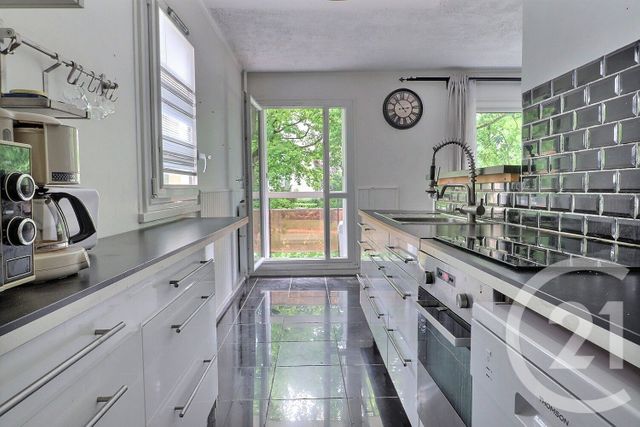 Appartement F4 &agrave; vendre - 4 pi&egrave;ces - 82,70 m2 - Tremblay En France - 93 - ILE-DE-FRANCE
