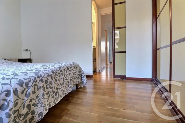 Appartement F7 et + à vendre - 5 pièces - 106,24 m2 - Vaujours - 93 - ILE-DE-FRANCE