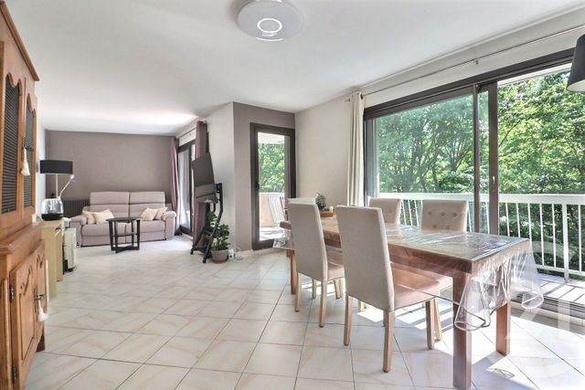 Appartement à vendre - 4 pièces - 77,90 m2 - Tremblay En France - 93 - ILE-DE-FRANCE