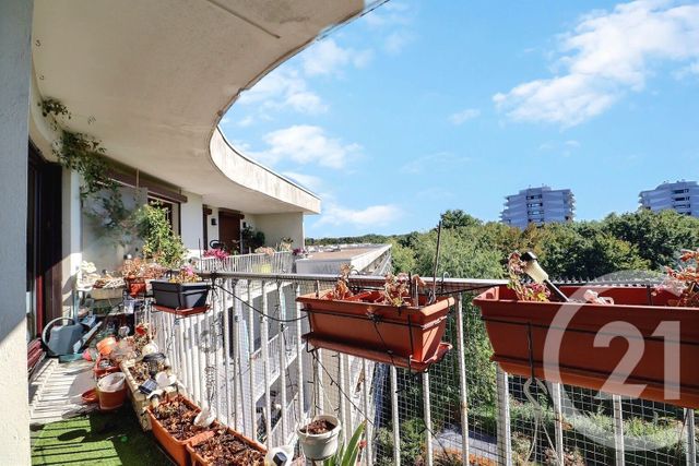 Appartement F3 à vendre - 3 pièces - 69,65 m2 - Tremblay En France - 93 - ILE-DE-FRANCE