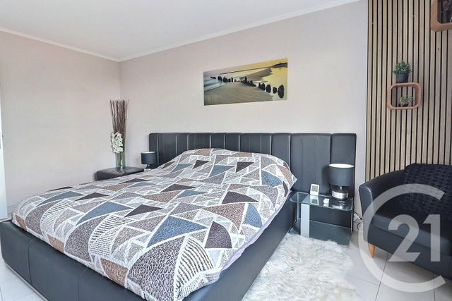 Appartement F5 &agrave; vendre - 5 pi&egrave;ces - 110,82 m2 - Vaujours - 93 - ILE-DE-FRANCE