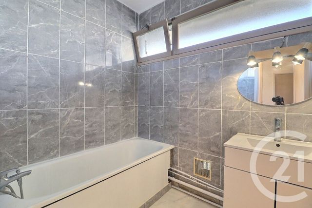 Appartement F5 &agrave; vendre - 5 pi&egrave;ces - 91,85 m2 - Tremblay En France - 93 - ILE-DE-FRANCE