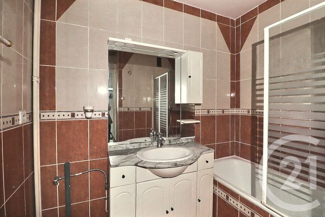 Appartement F4 &agrave; louer - 4 pi&egrave;ces - 82,77 m2 - Tremblay En France - 93 - ILE-DE-FRANCE